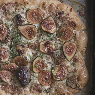 Fig, Prosciutto, and Goat Cheese Flatbread