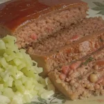 Quinoa, Avocado, and Legume Salad: A Nutritious and Delicious Vegan Meal